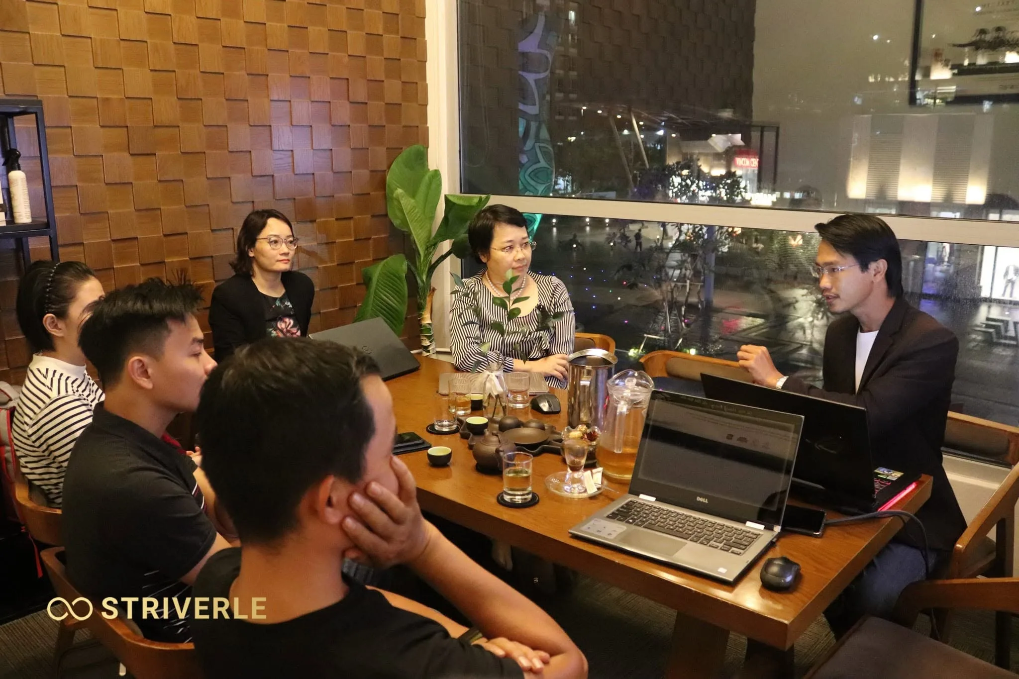 StriverAI đồng hành cùng đội ngũ doanh nghiệp
